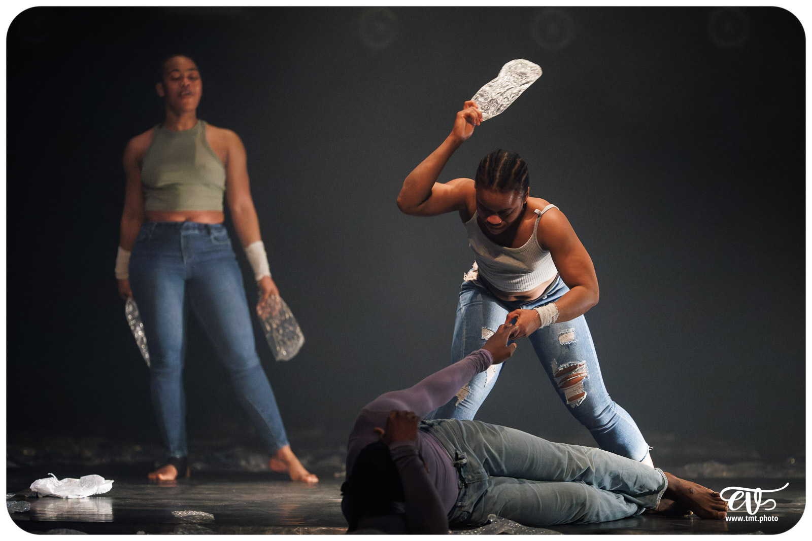 YÉ ! (L'EAU) (CIRCUS BAOBAB)